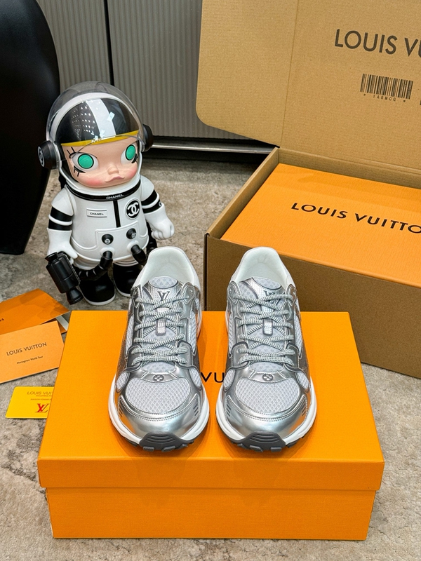 ルイヴィトン靴側面デザイン